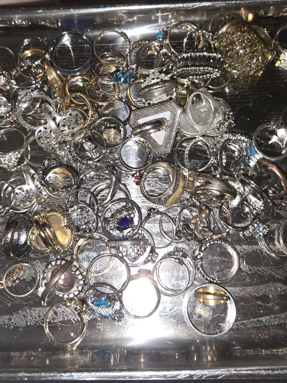 120 Assorted Rings Lot - Silver & Gold Tones